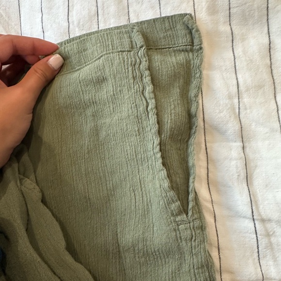 Aerie Textured Olive Pants - Picture 5 of 5